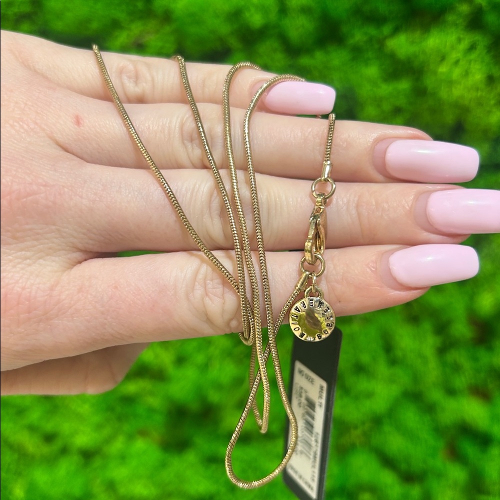 BCBGeneration Gold Necklace 🇨🇦 - Picture 4 of 5